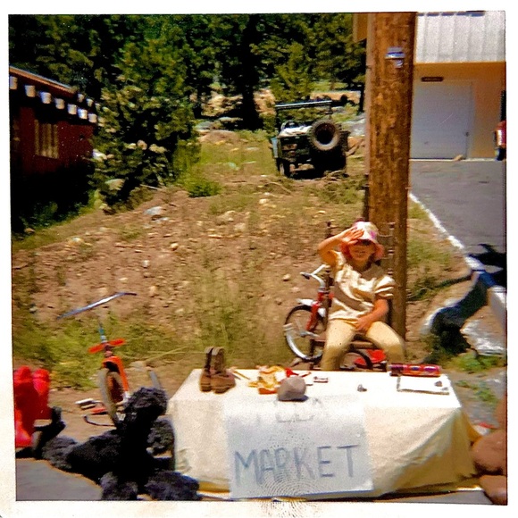 Meet your Posher, Christine Rae - Picture 2 of 8